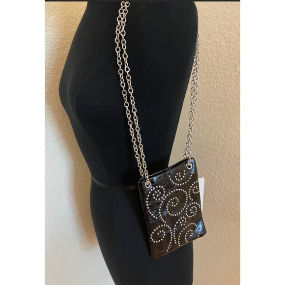 NEW -Youmi K. Black Croc Embossed Studded Crossbody Flat Pouch Faux Leather Bag - Picture 2 of 16